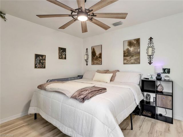 1903 NE 33rd ST, Cape Coral, FL 33909