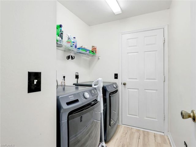 1903 NE 33rd ST, Cape Coral, FL 33909