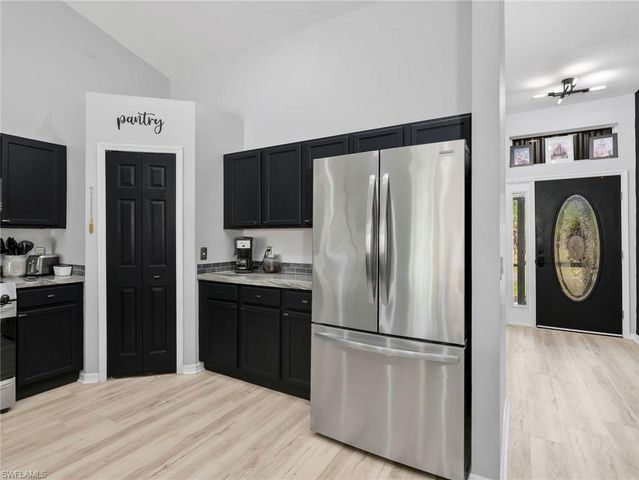 1903 NE 33rd ST, Cape Coral, FL 33909