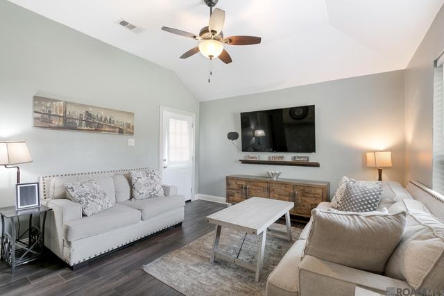 17129 Lake Park Ave, Baton Rouge, LA 70816