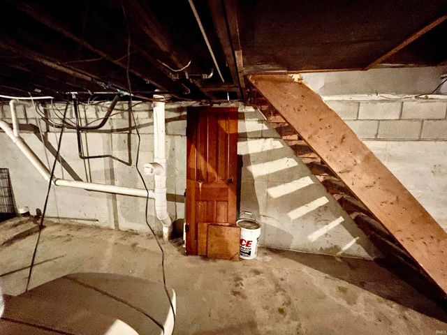 409 N Washington Street, Columbia City, IN 46725