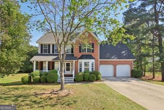 3382 Summit Glen Drive, Loganville, GA 30052