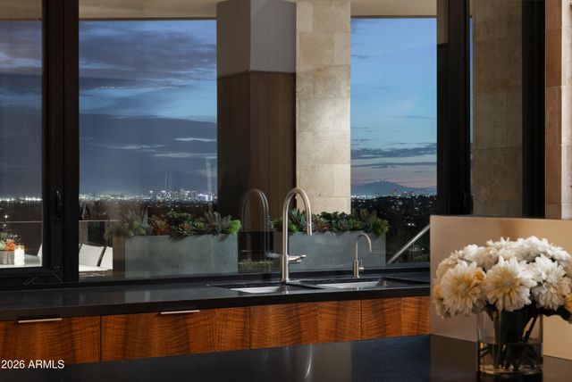 5248 E ARROYO Road, Paradise Valley, AZ 85253