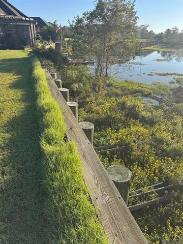 3439 Timber Grove Dr, Baton Rouge, LA 70816