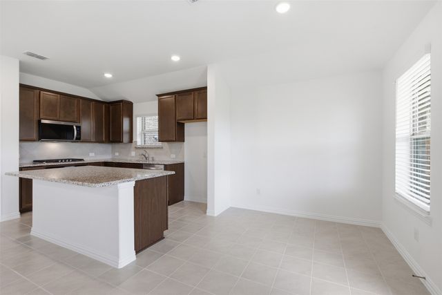 825 Birdie Drive, Little Elm, TX 75068