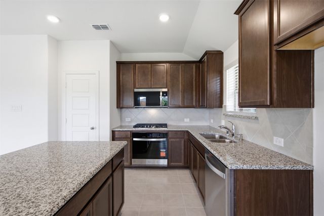 825 Birdie Drive, Little Elm, TX 75068
