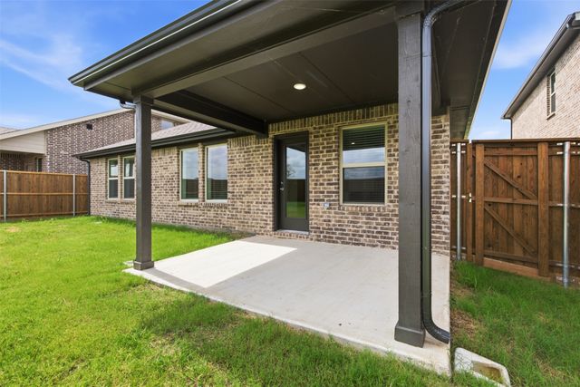 825 Birdie Drive, Little Elm, TX 75068