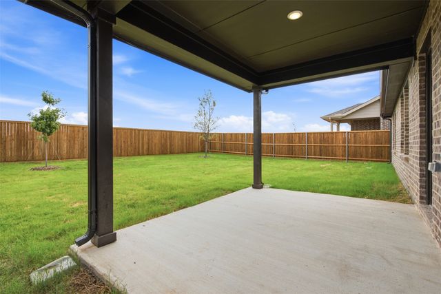 825 Birdie Drive, Little Elm, TX 75068