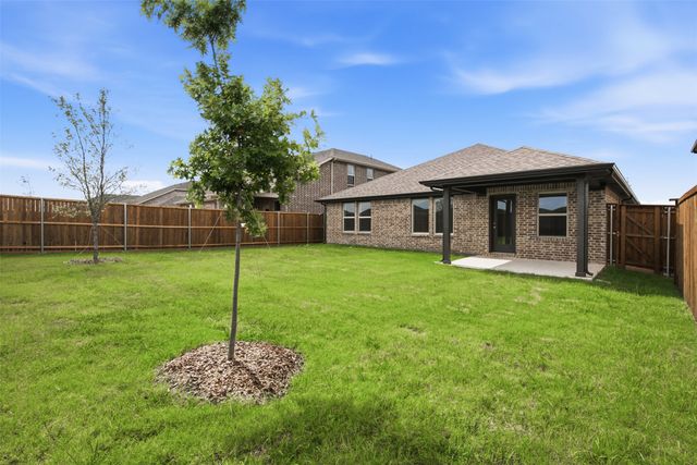 825 Birdie Drive, Little Elm, TX 75068