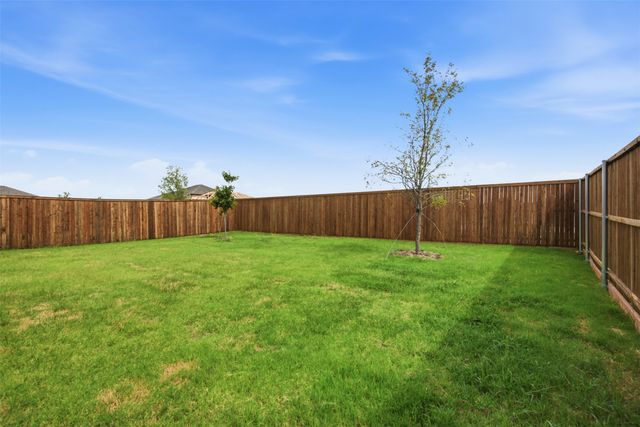 825 Birdie Drive, Little Elm, TX 75068