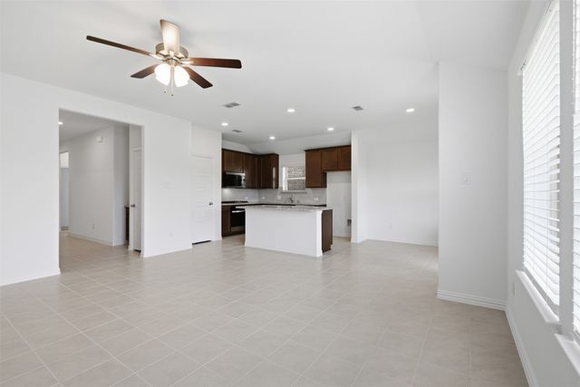 825 Birdie Drive, Little Elm, TX 75068