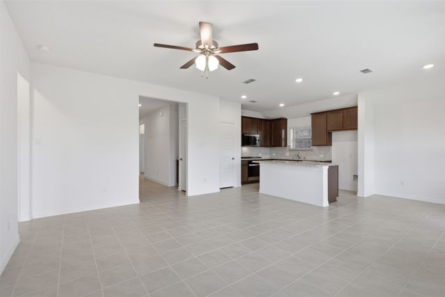 825 Birdie Drive, Little Elm, TX 75068