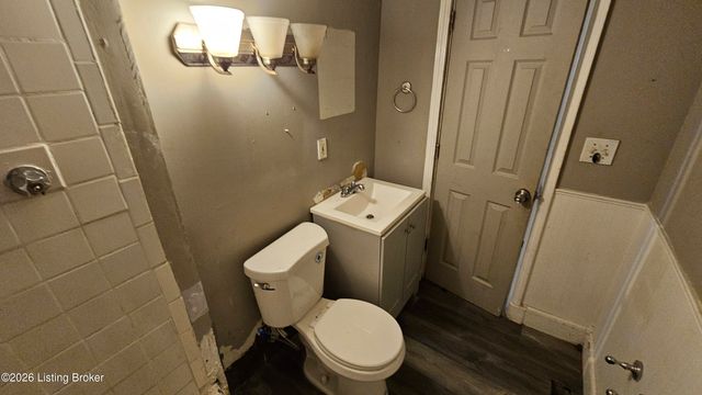 526 Dr W. J. Hodge St, Louisville, KY 40203