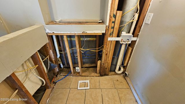 526 Dr W. J. Hodge St, Louisville, KY 40203