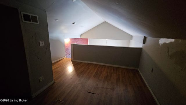 526 Dr W. J. Hodge St, Louisville, KY 40203