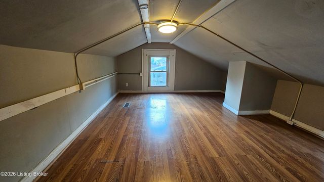 526 Dr W. J. Hodge St, Louisville, KY 40203