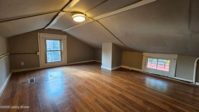 526 Dr W. J. Hodge St, Louisville, KY 40203