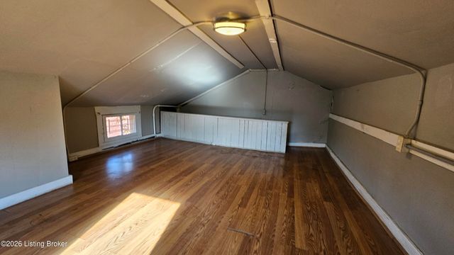 526 Dr W. J. Hodge St, Louisville, KY 40203