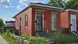 526 Dr W. J. Hodge St, Louisville, KY 40203