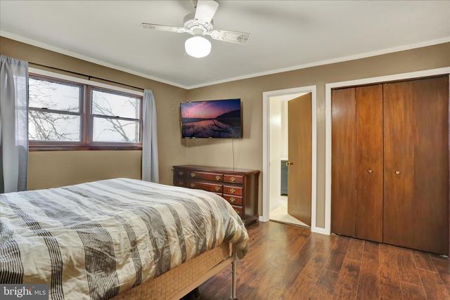 203 PEMBROKE DR, Shillington, PA 19607