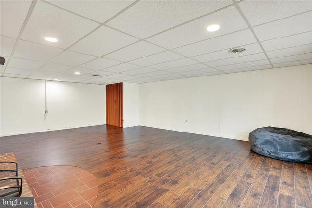 203 PEMBROKE DR, Shillington, PA 19607