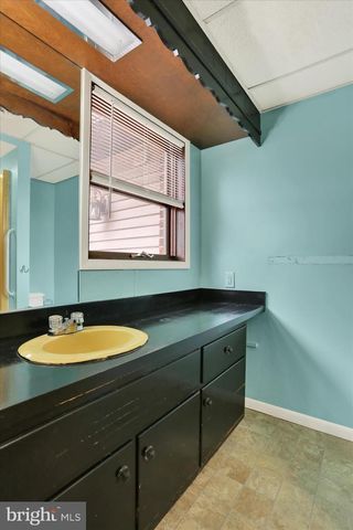 203 PEMBROKE DR, Shillington, PA 19607