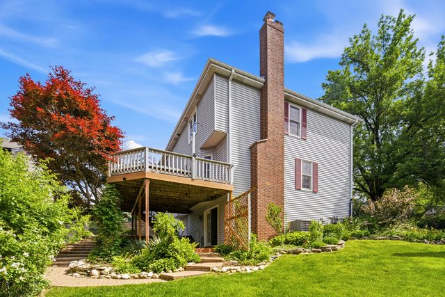 260 Hillhurst Drive, Cary, IL 60013
