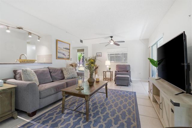 120 HIBISCUS WOODS COURT 6C, Deltona, FL 32725