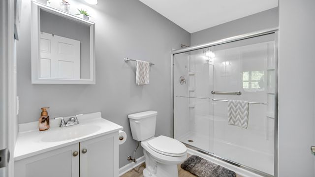 9320 Spring Creek Drive 6, Highland, IN 46322