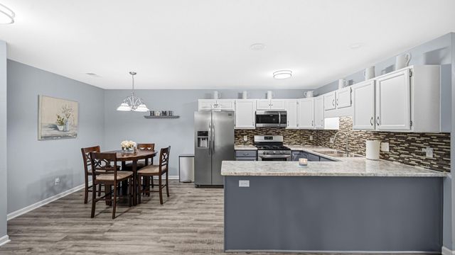 9320 Spring Creek Drive 6, Highland, IN 46322