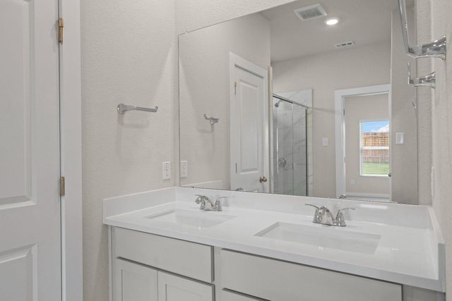 2494 N Heritage Drive, Dayton, TX 77535