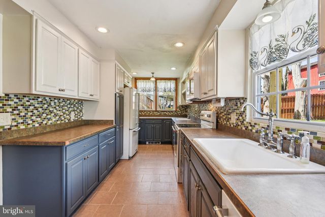 414 HIGH ST, New Windsor, MD 21776