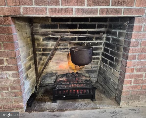 414 HIGH ST, New Windsor, MD 21776
