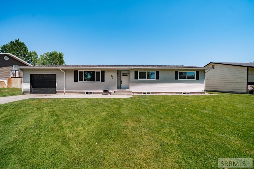 231 Meadowlark Drive, Shelley, ID 83274