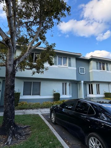 1992 ALAMANDA Way, Riviera Beach, FL 33404