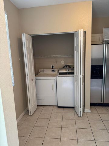 1992 ALAMANDA Way, Riviera Beach, FL 33404