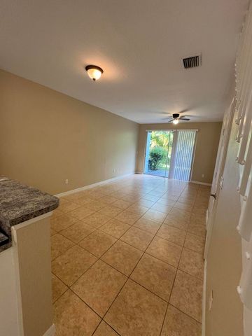 1992 ALAMANDA Way, Riviera Beach, FL 33404
