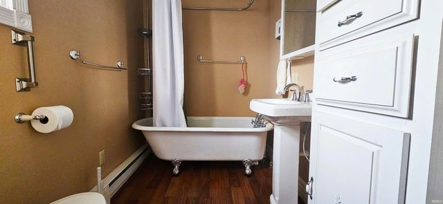 126 E 4th Street, Mount Carmel, IL 62863