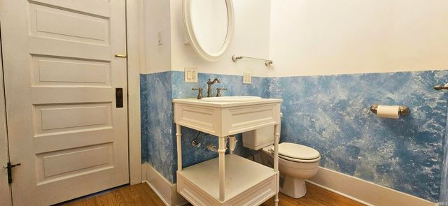 126 E 4th Street, Mount Carmel, IL 62863