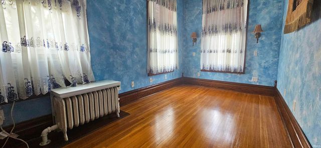 126 E 4th Street, Mount Carmel, IL 62863