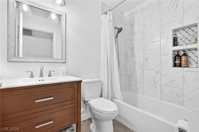 6724 Silver Spoon Drive, Las Vegas, NV 89108