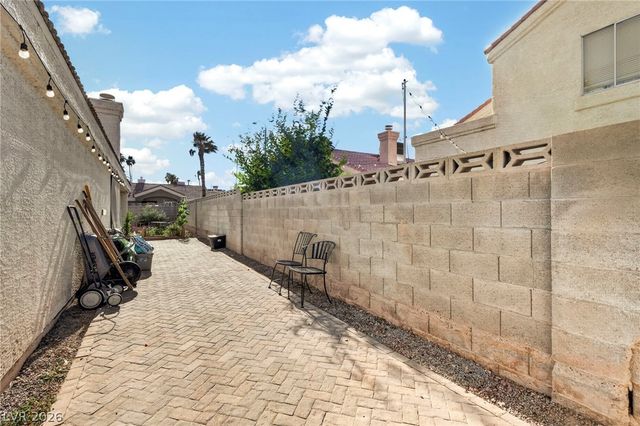 6724 Silver Spoon Drive, Las Vegas, NV 89108