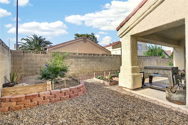 6724 Silver Spoon Drive, Las Vegas, NV 89108