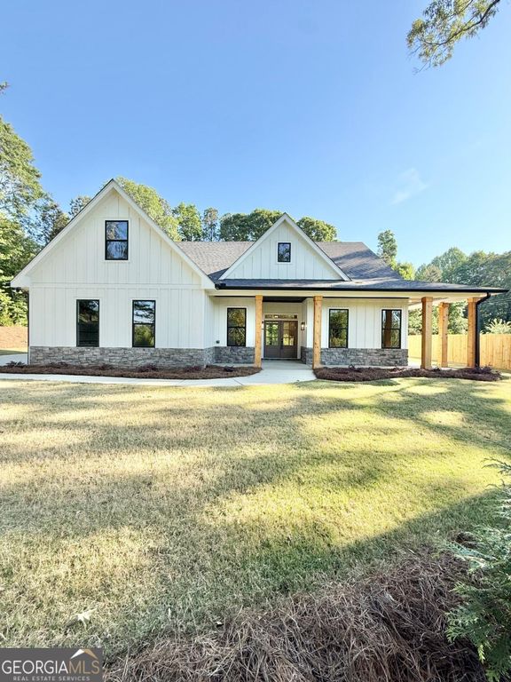 682 Ferguson Place, Dallas, GA 30132