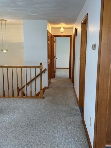 2 Valley Street, Lincoln, RI 02838