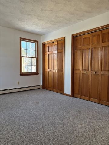 2 Valley Street, Lincoln, RI 02838