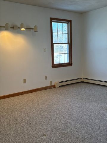 2 Valley Street, Lincoln, RI 02838