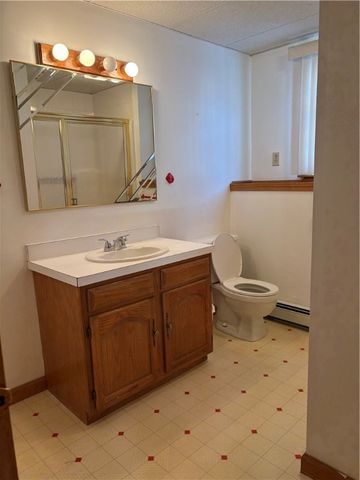 2 Valley Street, Lincoln, RI 02838