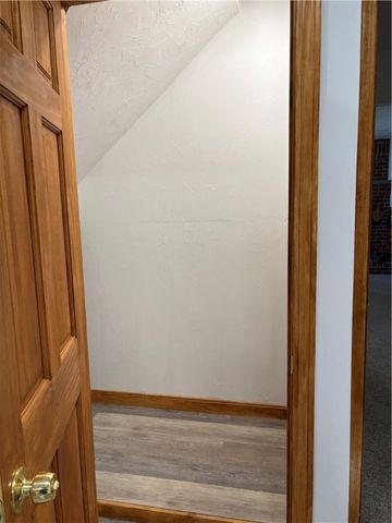 2 Valley Street, Lincoln, RI 02838