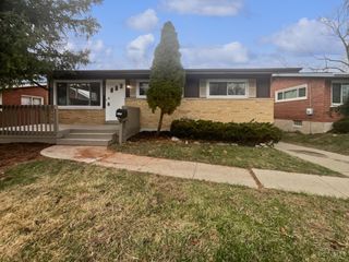 8265 Haskell Drive, Colerain Twp, OH 45239